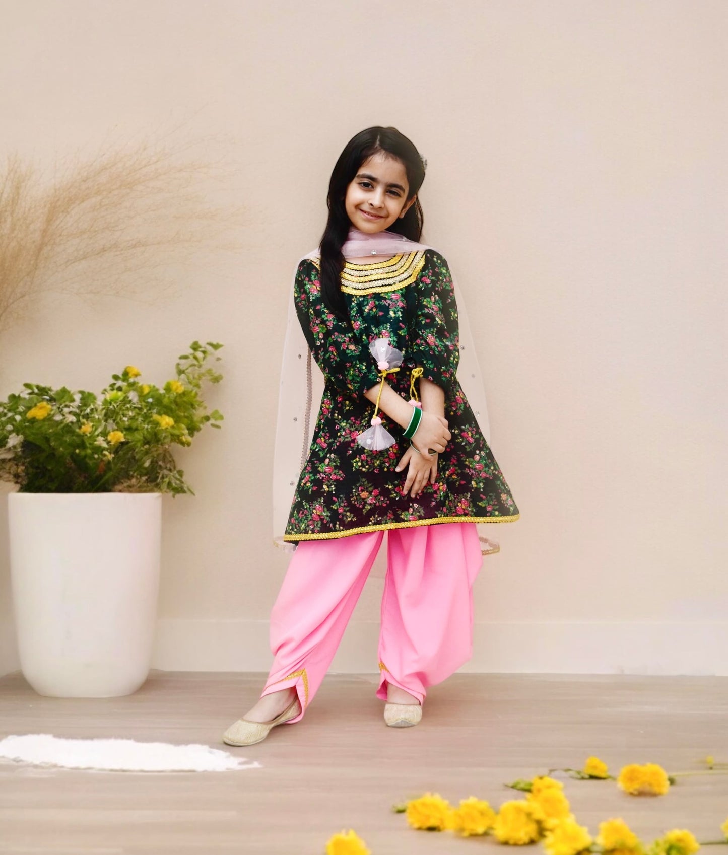 Manufactured by FAYON KIDS (Noida, U.P) Green Printed kurti with Salwar