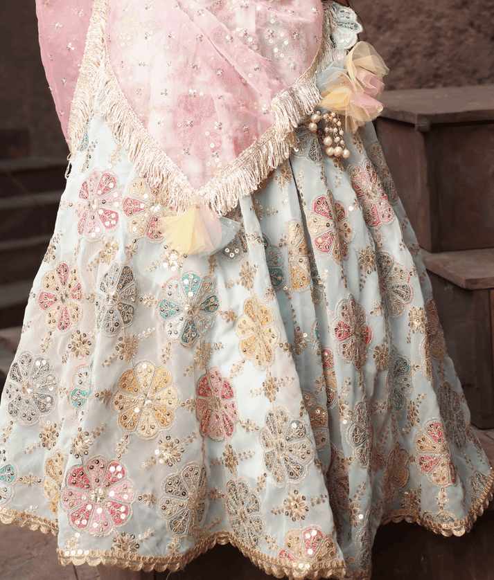 Manufactured by FAYON KIDS (Noida, U.P) Off white Embroidered Choli with Lehenga