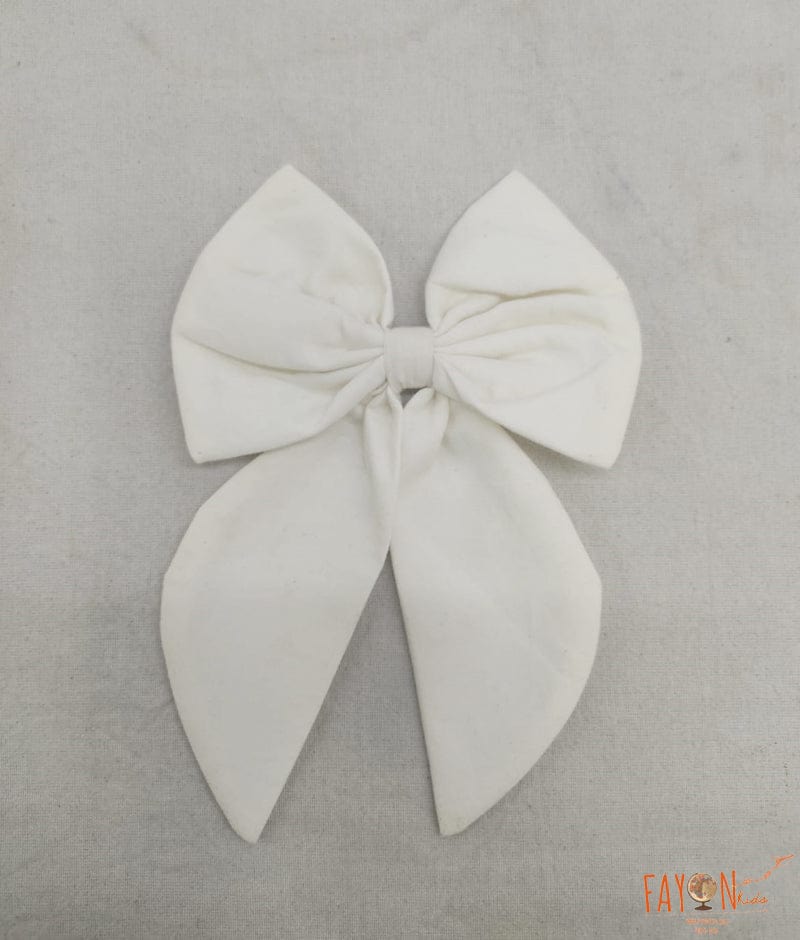 Manufactured by FAYON KIDS (Noida, U.P) Offwhite Bow Clip for Girls