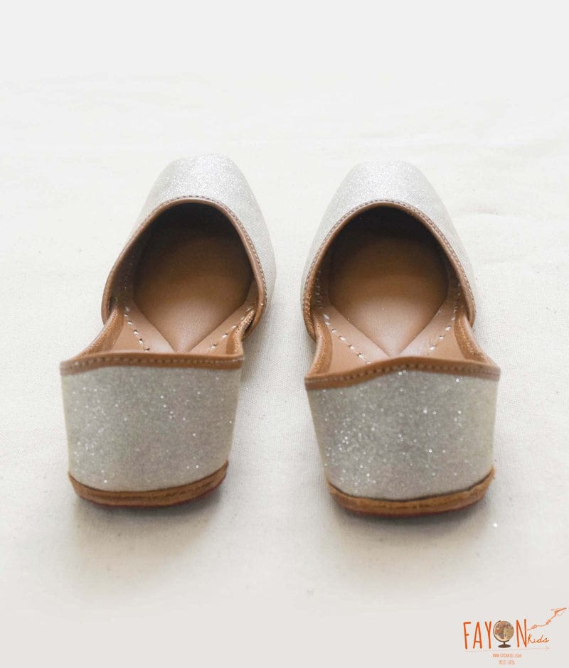 Manufactured by FAYON KIDS (Noida, U.P) Silver Shimmer Jutti