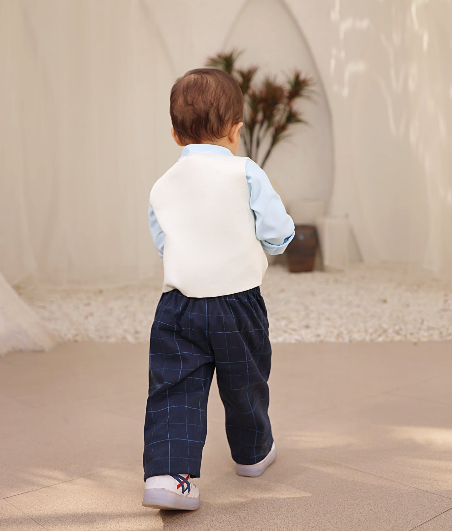 Manufactured by FAYON KIDS (Noida, U.P) White Waist Coat with Pant and Shirt for Boys