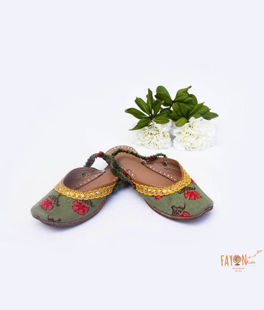 Fayon Kids Green Printed Jutti for Girls