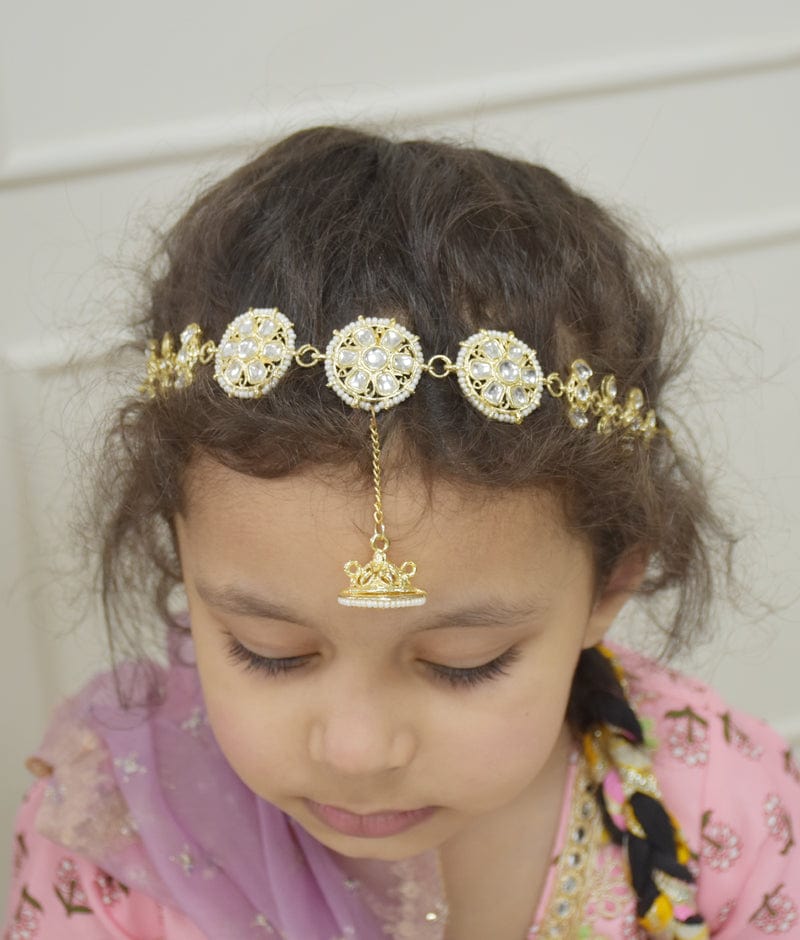 Matha Patti with Tikka for Girls