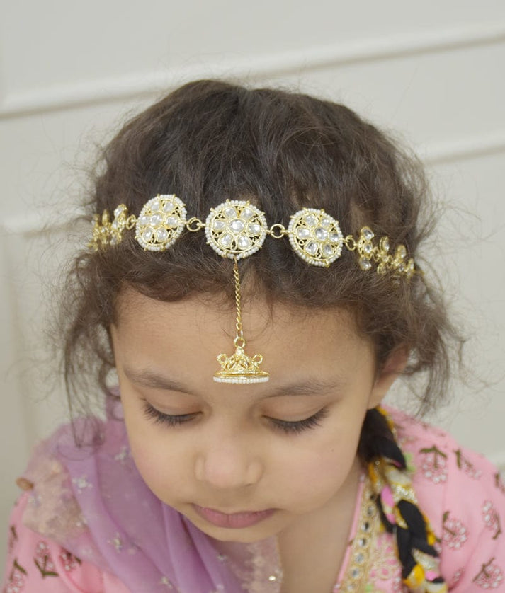 Matha Patti with Tikka for Girls