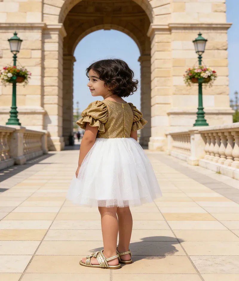 Luxe Golden Shimmer and Offwhite Glitter Elegance