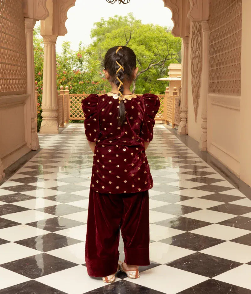 Luxe Maroon Velvet Bloom Set