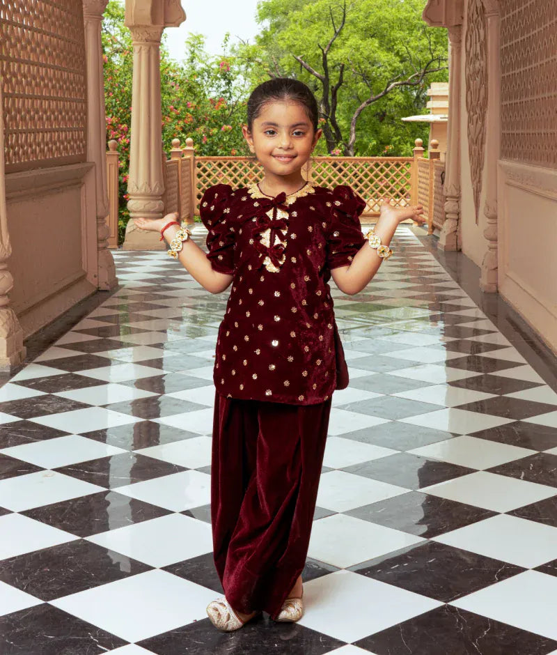 Luxe Maroon Velvet Bloom Set