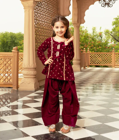 Luxe Pink Boti Velvet Kurti Salwar Set