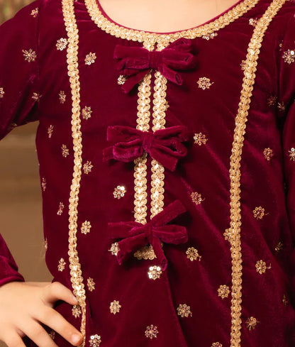 Luxe Pink Boti Velvet Kurti Salwar Set