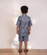 Manufactured by FAYON KIDS (Noida, U.P) Blue Printed Shirt with Shorts for Boys