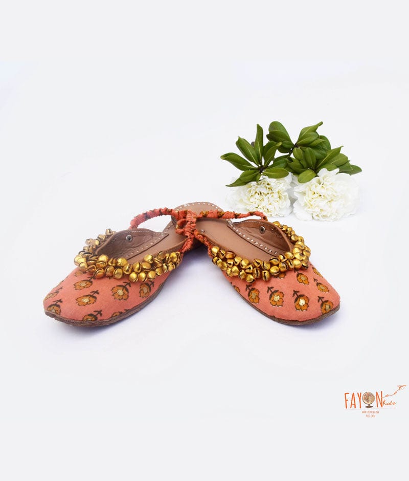 Manufactured by FAYON KIDS (Noida, U.P) Peach Printed Jutti