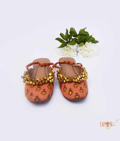 Manufactured by FAYON KIDS (Noida, U.P) Peach Printed Jutti