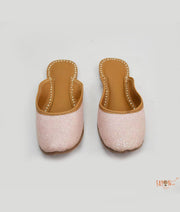 Manufactured by FAYON KIDS (Noida, U.P) Pink Glitter Jutti