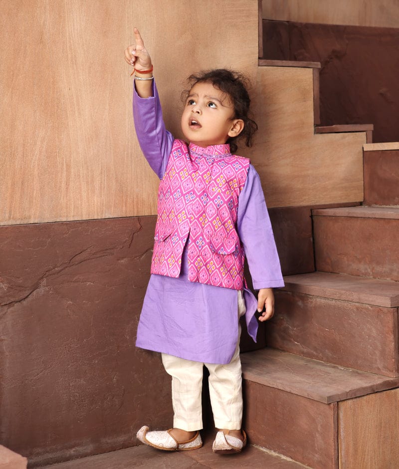 Manufactured by FAYON KIDS (Noida, U.P) Pink Patola Printed Nehru Jacket Set for Boys