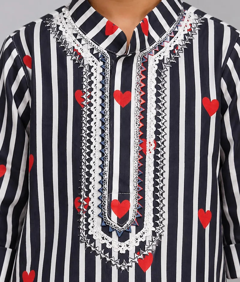 Pret Black Hearts & Stripe Printed Kurta with Salwar fayon_teens