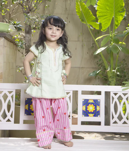 Pret Green Kurti with Hearts Printed Farshi Salwar