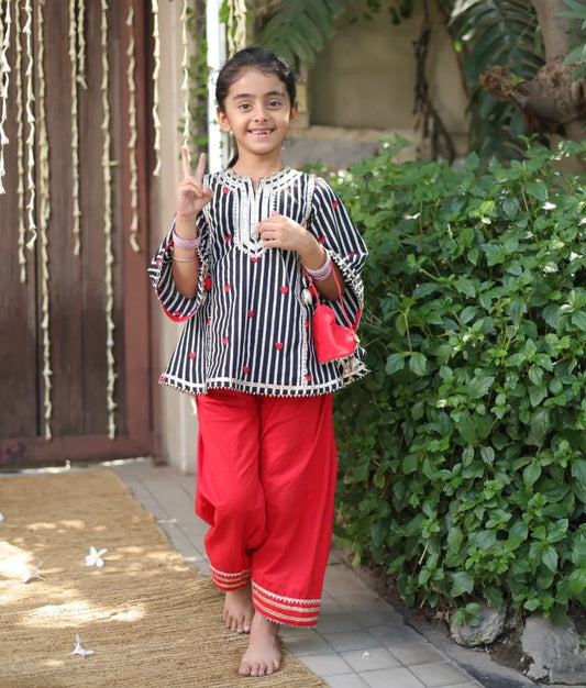 Pret Hearst & Stripe Printed Kurti with Red Farshi Salwar