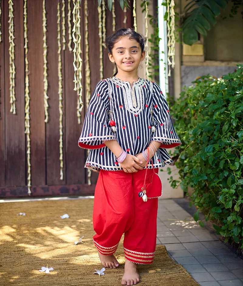 Pret Hearst & Stripe Printed Kurti with Red Farshi Salwar