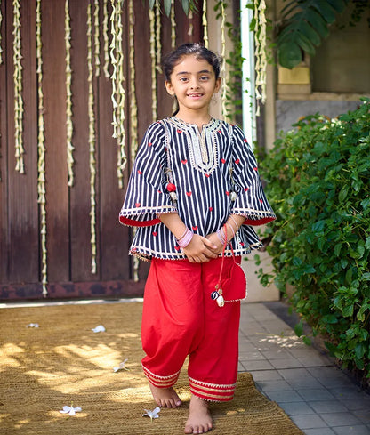 Pret Hearst & Stripe Printed Kurti with Red Farshi Salwar
