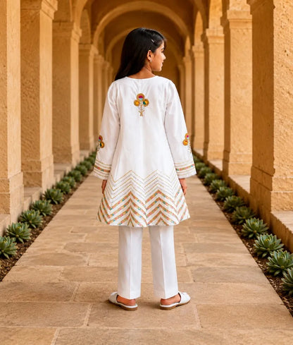 Pret White Embroidered Kurti with Chudidar