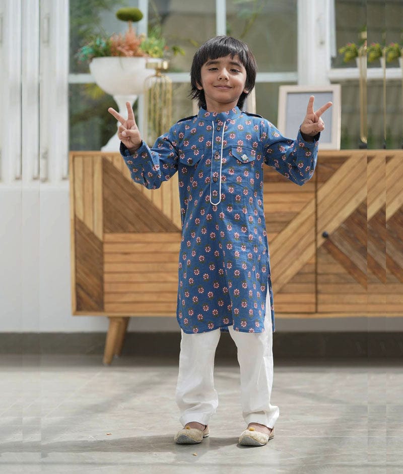 Fayon Kids Blue Printed Kurta and Off White Pant for Boys