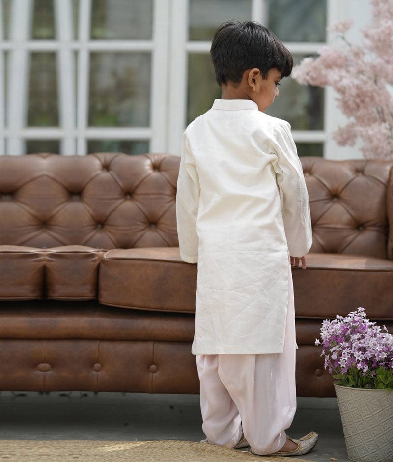 Fayon Kids Off White Kurta and Pink Salwar for Boys