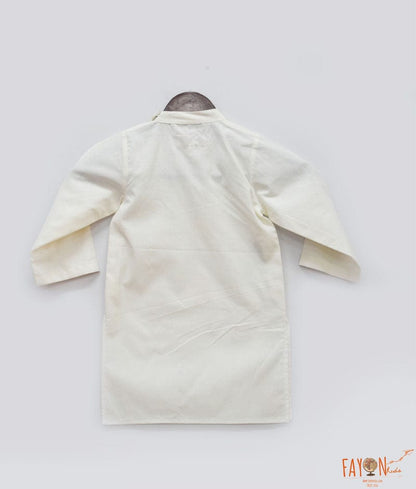 Fayon Kids Off white Kurta with Multi Color Splashes for Boys