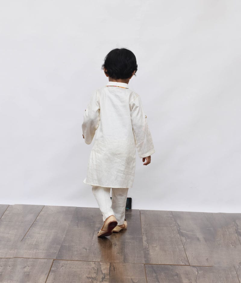 Fayon Kids Off white Kurta with Scooter Motif Pant for Boys