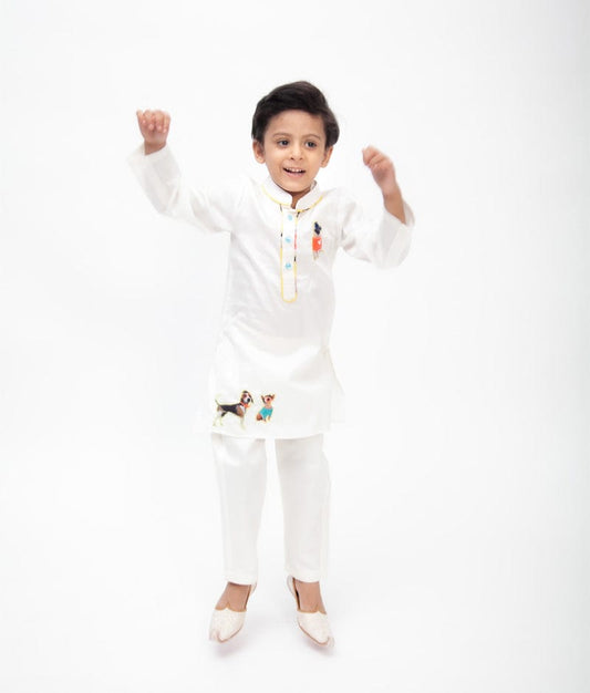 Fayon Kids Off white Silk Kurta with Pant for Boys