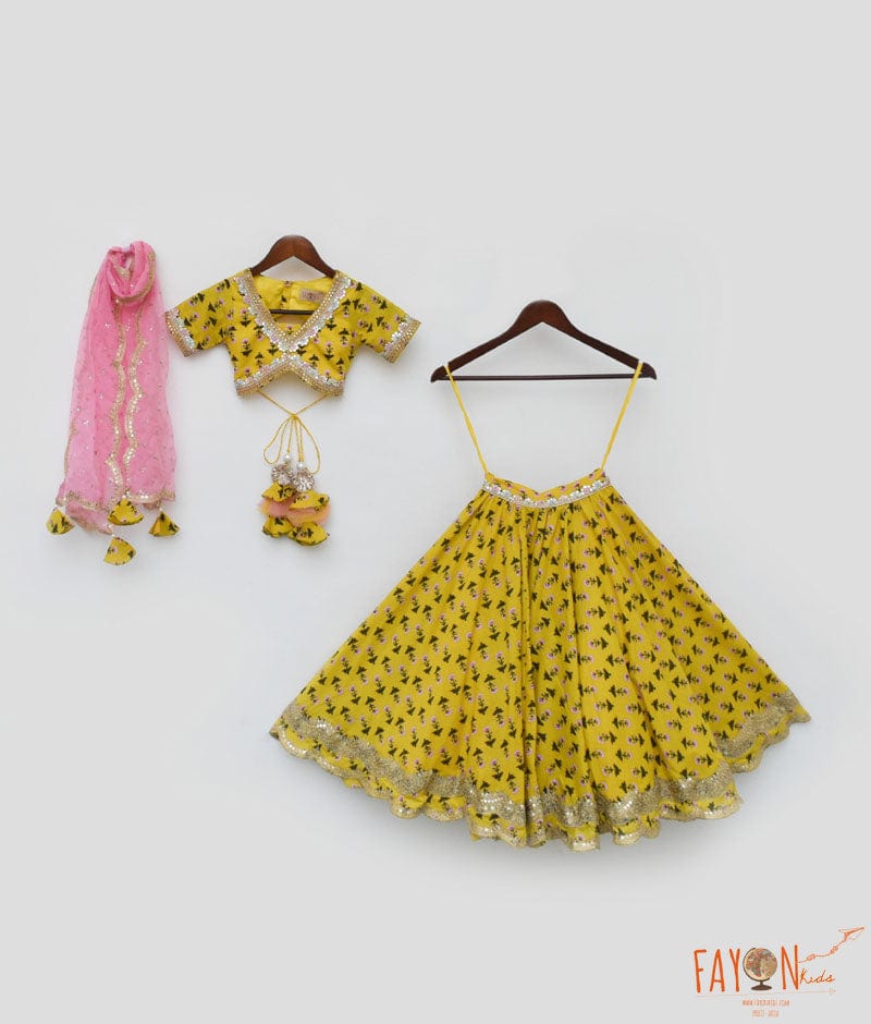 Fayon Kids Yellow Printed Lehenga Choli and Organza Dupatta for Girls